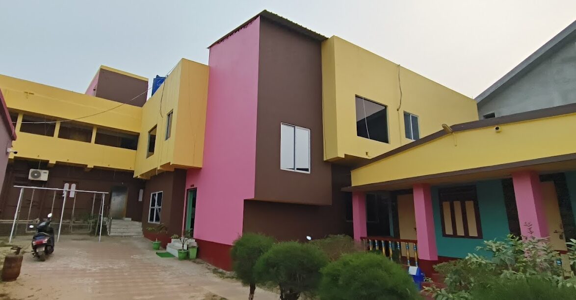 Hotel Mainak Exterior