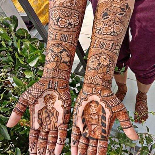 Bridal mehndi designs by Rama Mehandi Art Kolkata